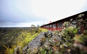 Volcano House Lodge